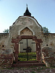 Bé'van zárva