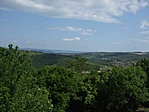 háttérben a Balaton