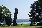 Hátul a Balaton