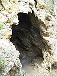 Barlang a hegyben