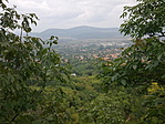 A barlang "nagy" bejáratától, látkép.