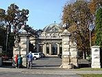 Kastélybejárat