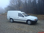 A rádiós-geo-lakás mobil árván a rejtés közelében