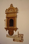 Feltáró falbontások