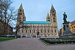 Négytornyú