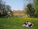 Sokan piknikeztek a szép időben