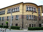 Az iskola