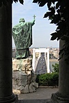 Szent Gellért háta mögött