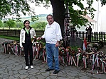Szabadbattyáni Gróf Battyáni Lajos Ált. Isk. igazgatója koszorúz