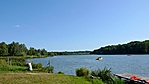 A tó strand része