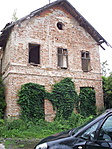 Épület eladó