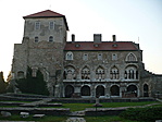 vár