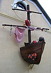 A Bábszínház udvarán