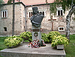 vár