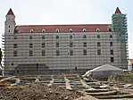 Vár felújítás alatt