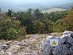 Jel a sziklán