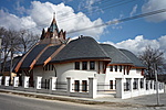 a szomszédban,