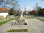 Turul madár emlékmű
