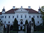 A kastély főhomlokzata