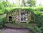 Templom mögött