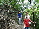 A ládánál