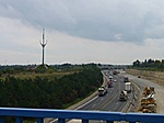 Országzászló az építkezés felett