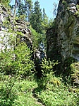 Barlang bejárat