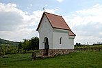 A kápolnánál