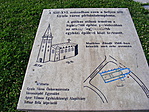 az emléktábla