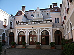 Városháza a belső udvarból