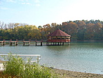 A tó