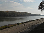 A Tisza most szelíd arcát mutatja