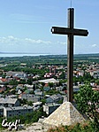 A kereszttől...
