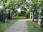Rendben tartott templomkert