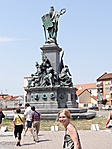 Móni