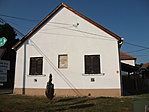 Bezerédnek ...
