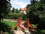 A hátsó kert felől