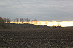 jön a front