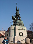 Dobó szobor