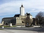 a vár a parkolóból