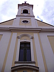 A katolikus templom tornya