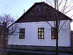 Napsugaras ház a Nyíl utcában