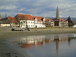 Tóparti házak
