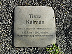 Kápolna előtt