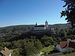 A ládától nézve