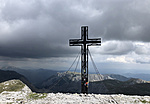 2020 06 28 Hochschwab 2277 m Kereszt felhőkkel 4 GC2CQQC