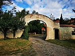 Régi kőkapu