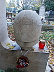 Drapál János síremléke