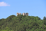 közeli várrom