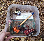 A törött sarkán kicsit beázik